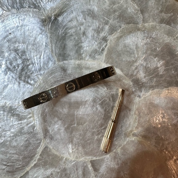 Gold Love Bracelet - Picture 2 of 4